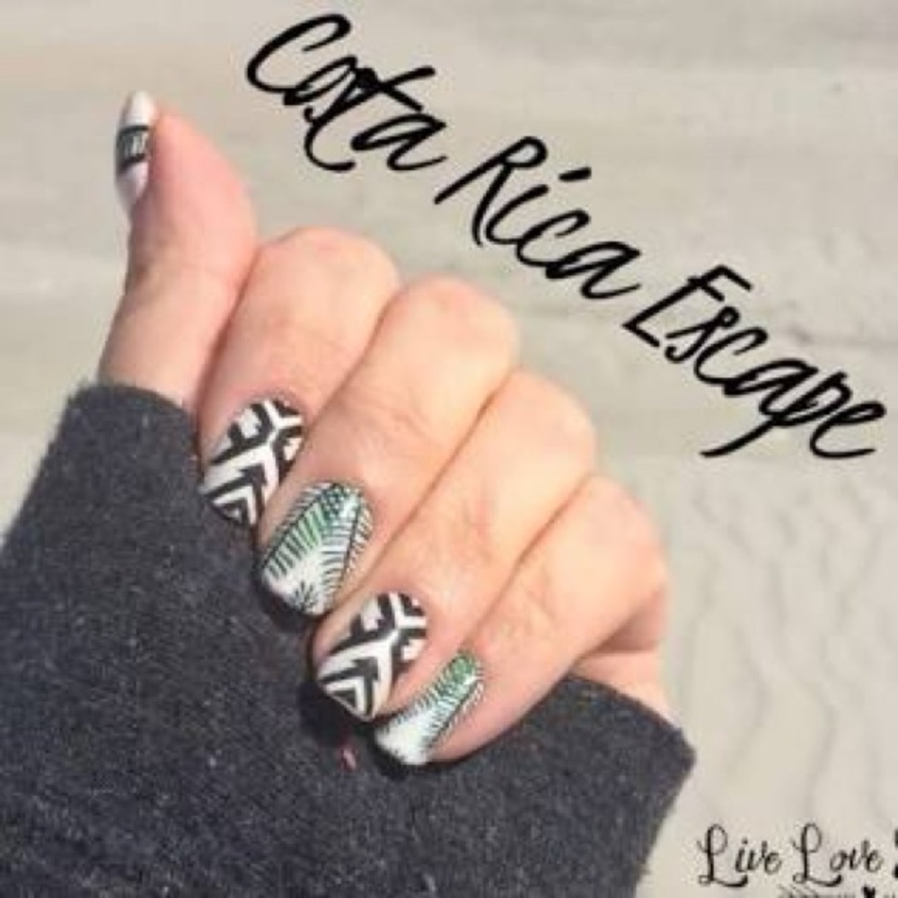 Color Street RETIRED Costa Rica Escape Nail SET